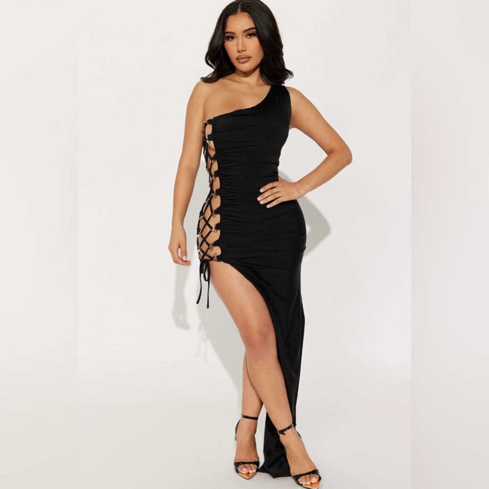 Angelina Lace Up Maxi Dress - Black